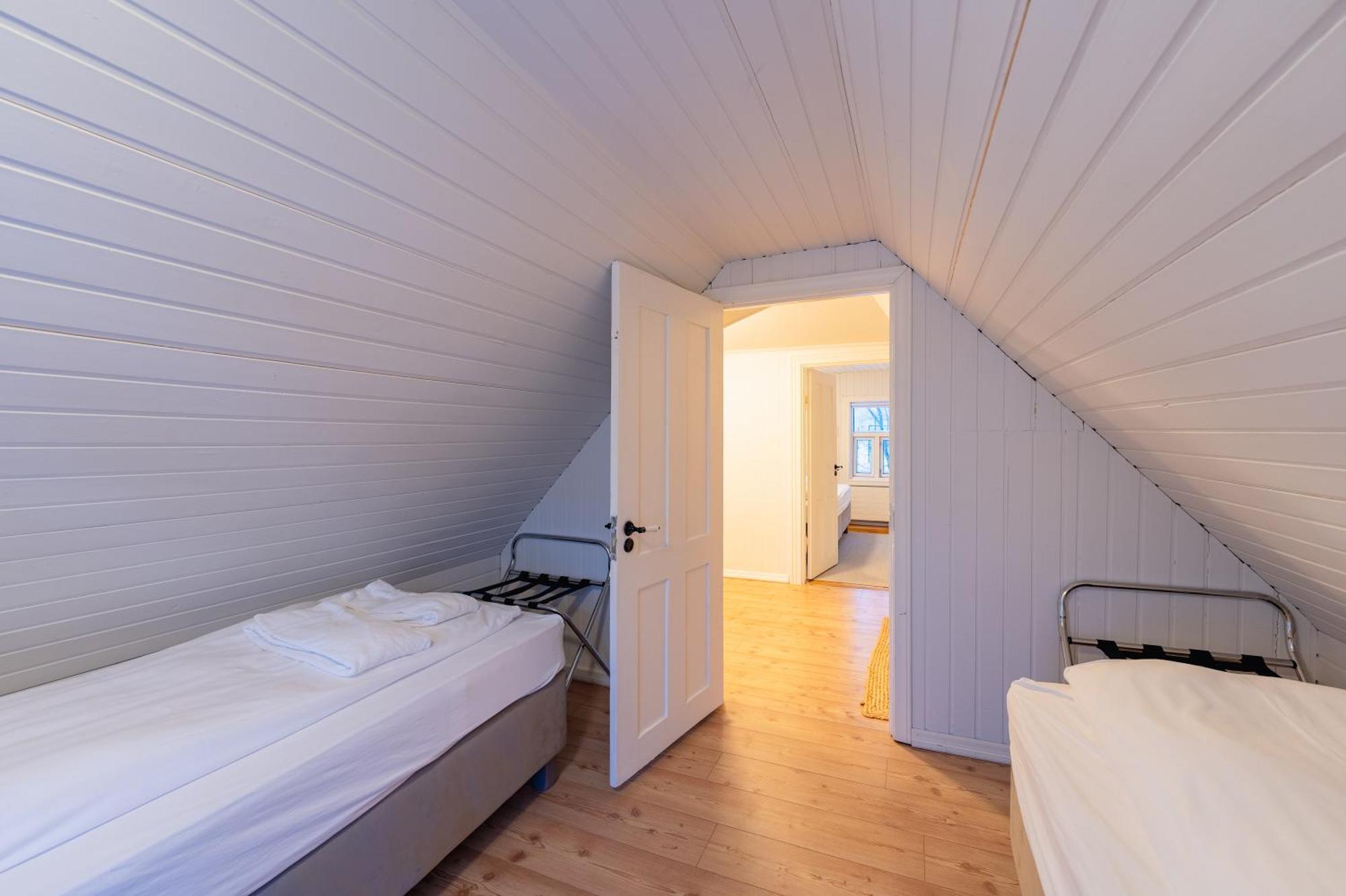 Day Dream Central Akureyri Three Bedroom Apt 외부 사진