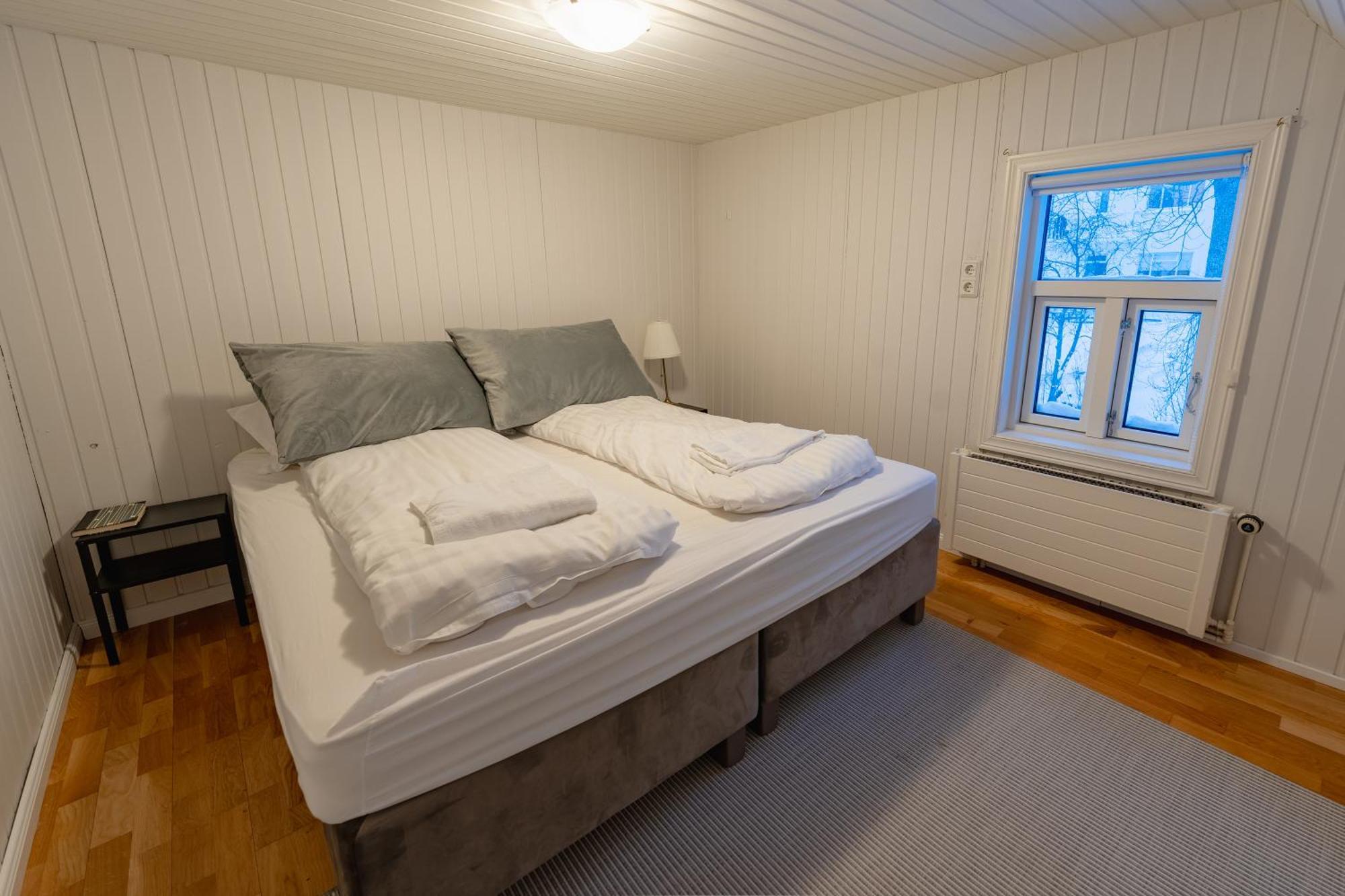Day Dream Central Akureyri Three Bedroom Apt 외부 사진